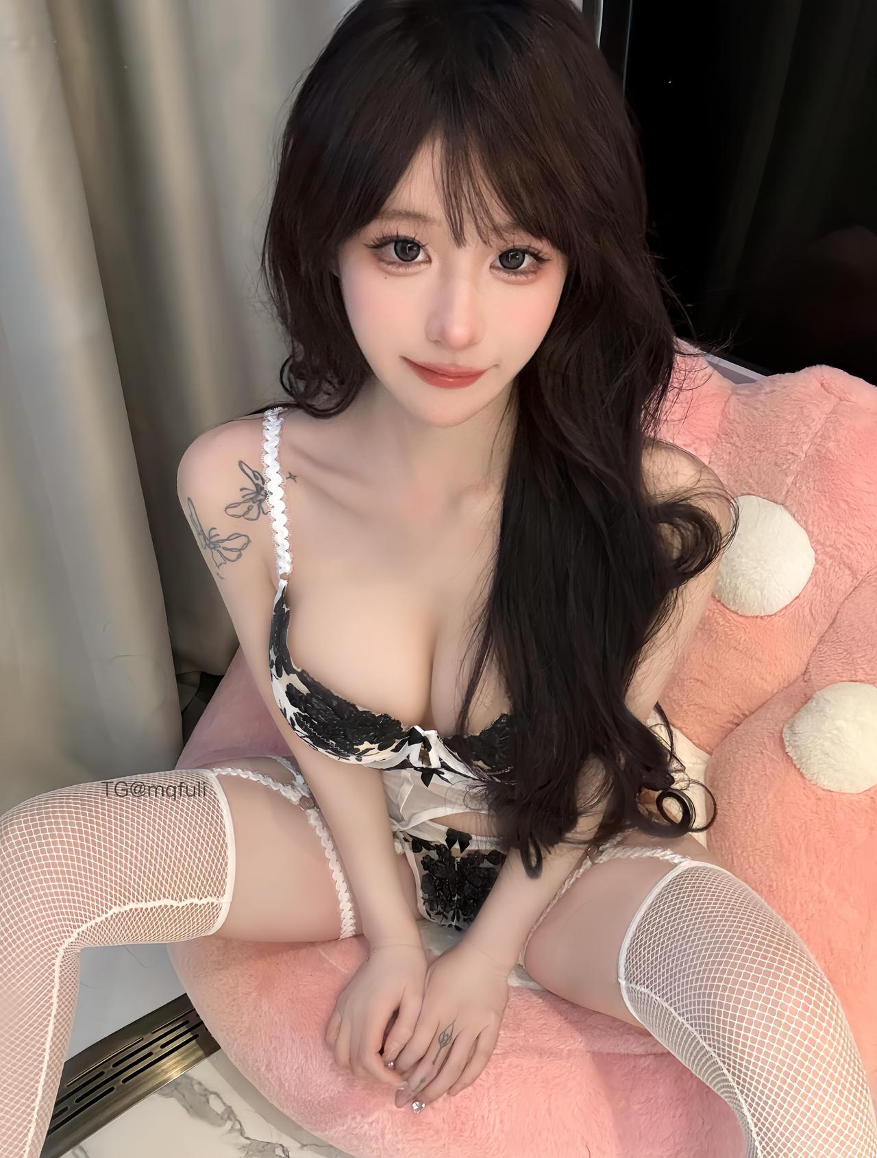 【在线看】抖音 超蓝布罗莉 铁粉空间 NO.018期 【12P】-玩偶喵 【在线看】抖音 超蓝布罗莉 铁粉空间 NO.018期 【12P】