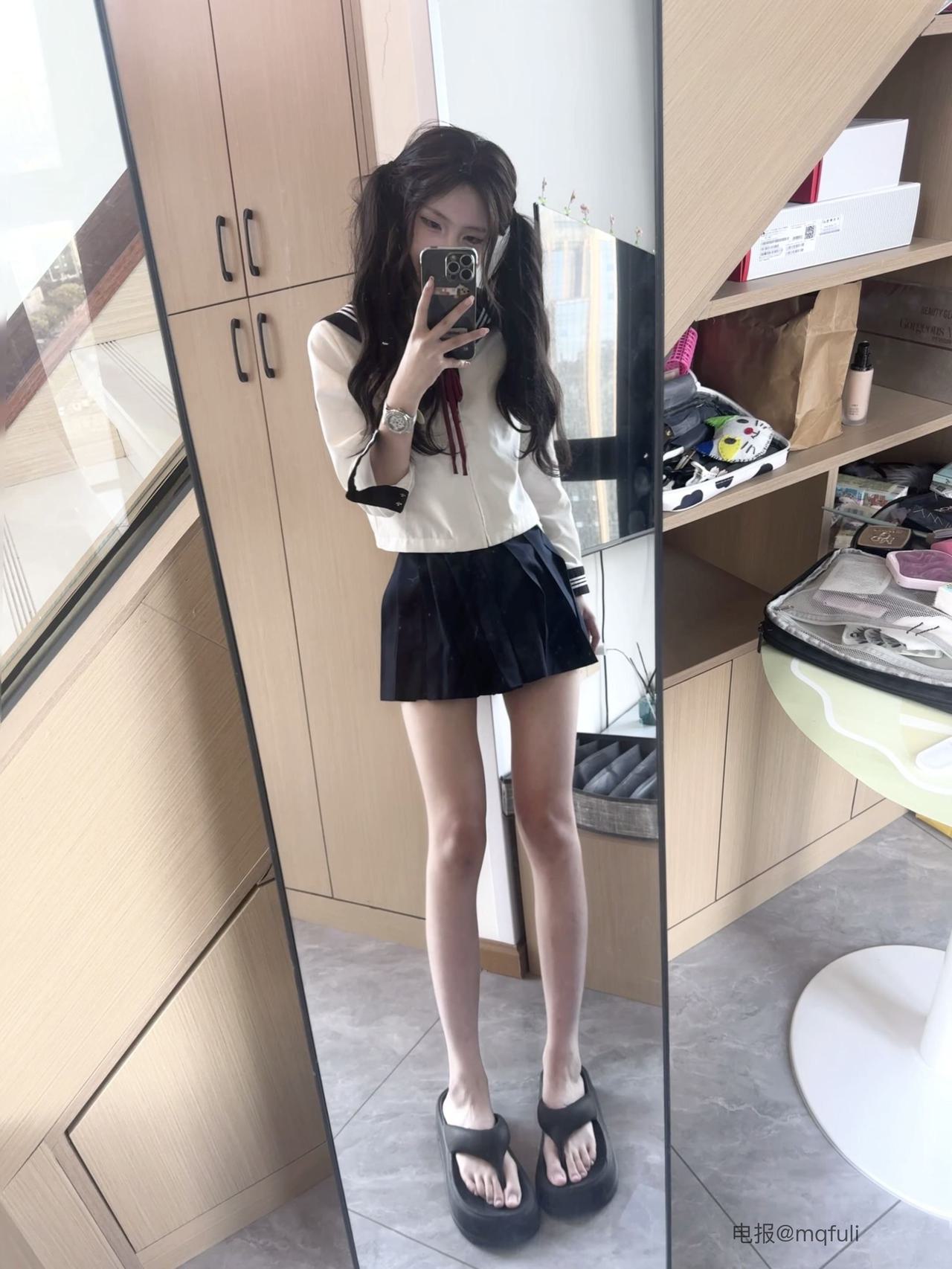 【在线看】抖音 董香 秘语空间 NO.004期 【13P10V】-玩偶喵 【在线看】抖音 董香 秘语空间 NO.004期 【13P10V】
